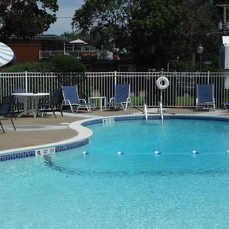 The Springs Motel Саратога-Спрингс Экстерьер фото
