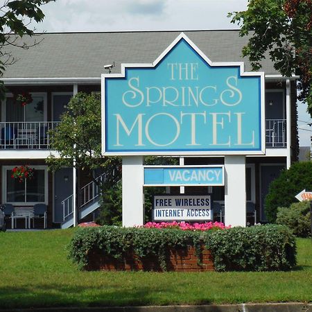 The Springs Motel Саратога-Спрингс Экстерьер фото